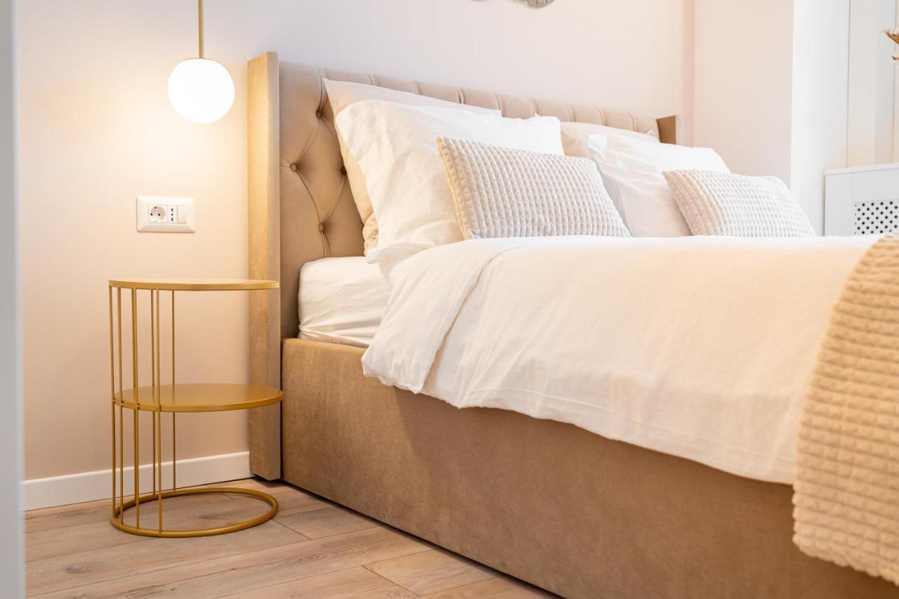 Style And View Bucharest City Center Aparthotel Экстерьер фото